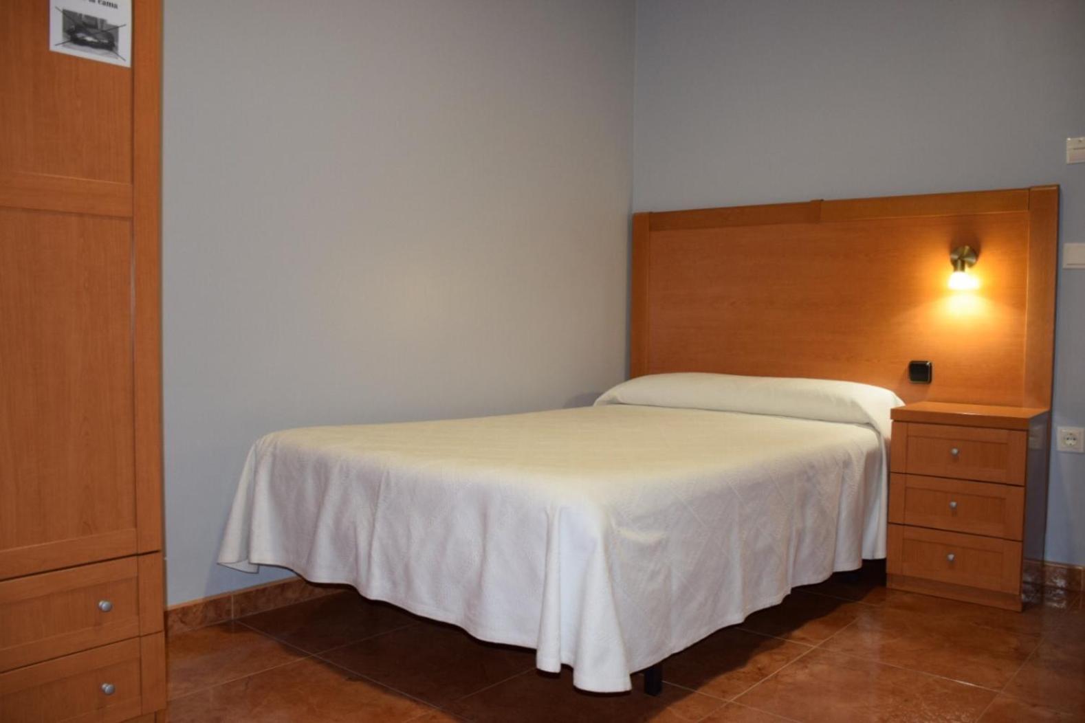 Hostal Infante Peñafiel Kültér fotó